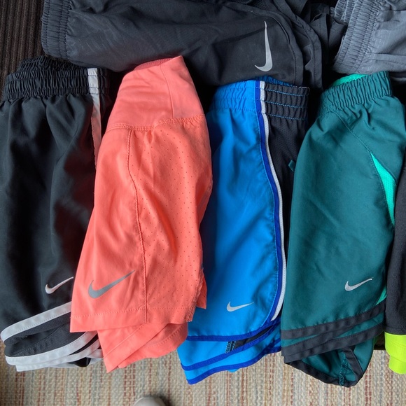 NIKE SHORTS - Picture 3 of 5